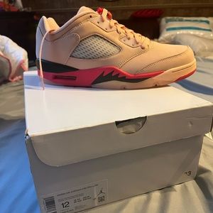 WMNS AIR JORDAN 5 RETRO LOW